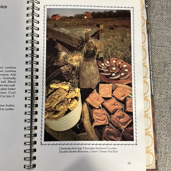 VTG Toll House Heritage Cookbook 1980s - Picture 4 of 5